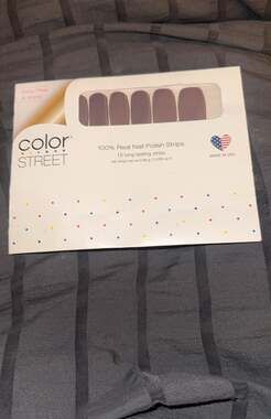 Color Street Berlin It To Win It Nail Polish Strips